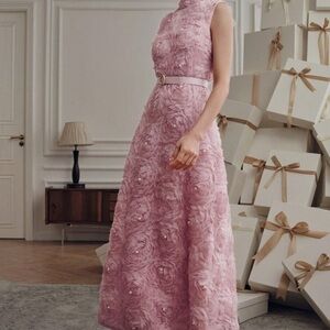 Elegant Pink Floral Mini Dress